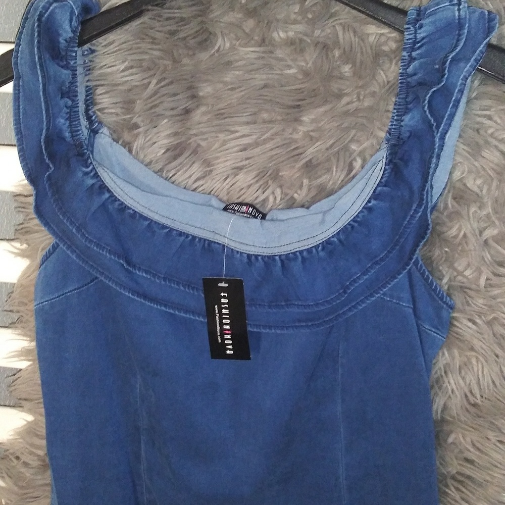 Dress - Picture 3 of 4